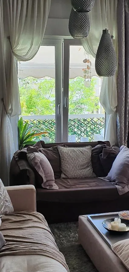 Sea View Across The Golden Bay Beach, Cosy Sunny, Spacious Apartment In Aretsou Kalamaria Saloniki
