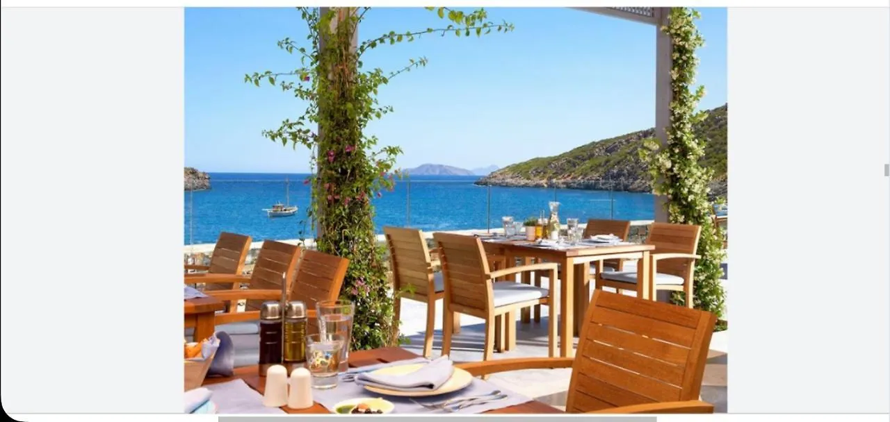 Sea View Across The Golden Bay Beach, Cosy Sunny, Spacious Apartment In Aretsou Kalamaria Saloniki