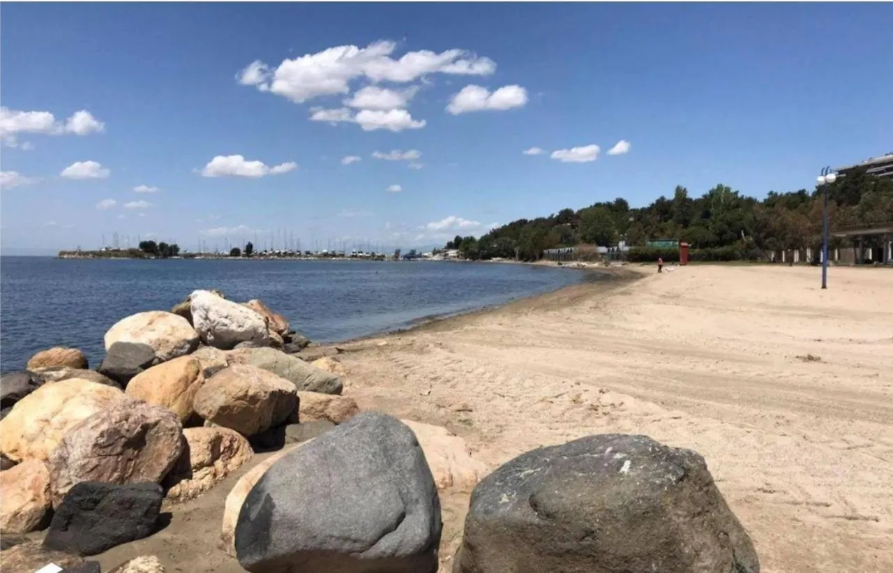Sea View Across The Golden Bay Beach, Cosy Sunny, Spacious Apartment In Aretsou Kalamaria Saloniki 0*,  Grecja