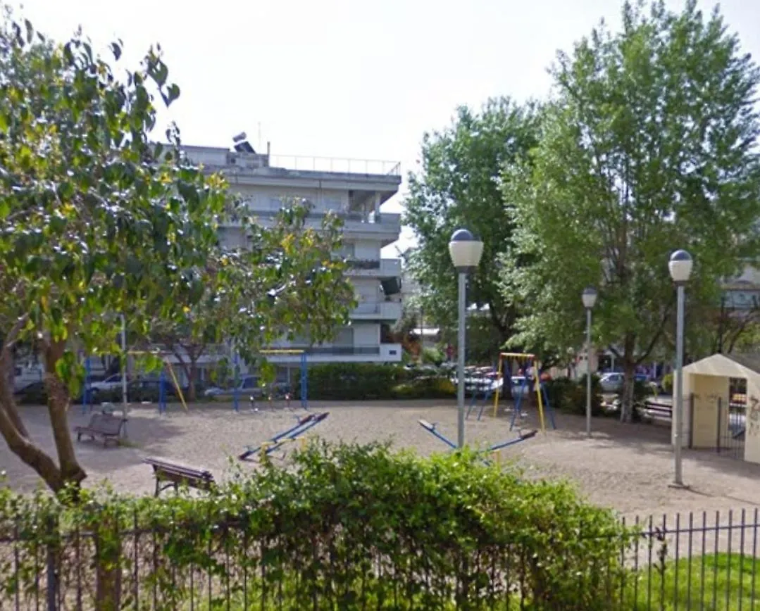 Sea View Across The Golden Bay Beach, Cosy Sunny, Spacious Apartment In Aretsou Kalamaria Saloniki